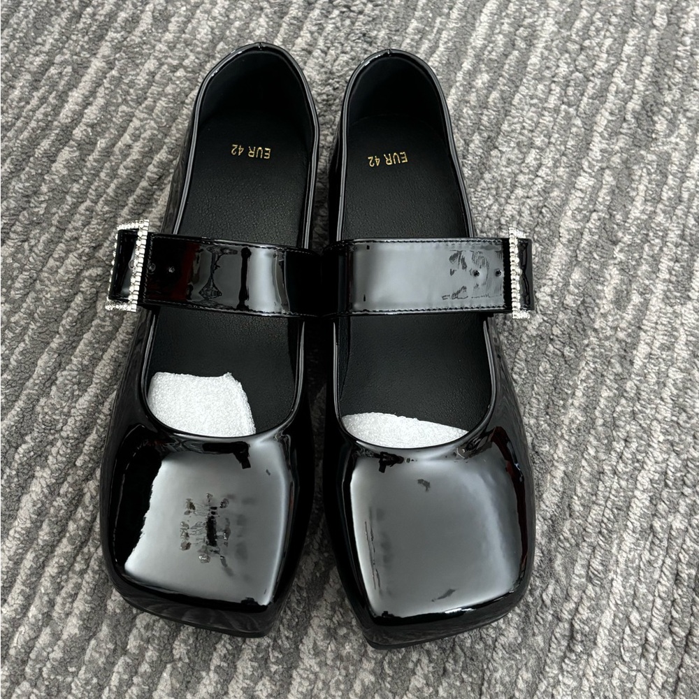 Black Women Shoes Sz 10 NEW